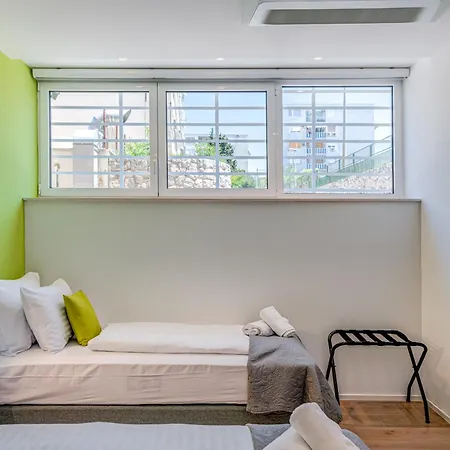 Pomak Luxury 게스트하우스 4*