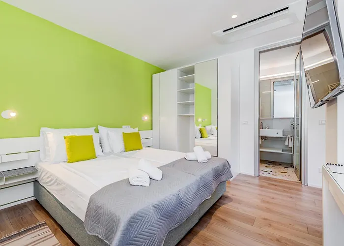 Pomak Luxury Pensionat 4*